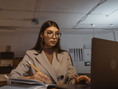 7 Key Strengths to Include in Your - 2ebcb2f541553188f298def5fa18a819 4thumbnail 