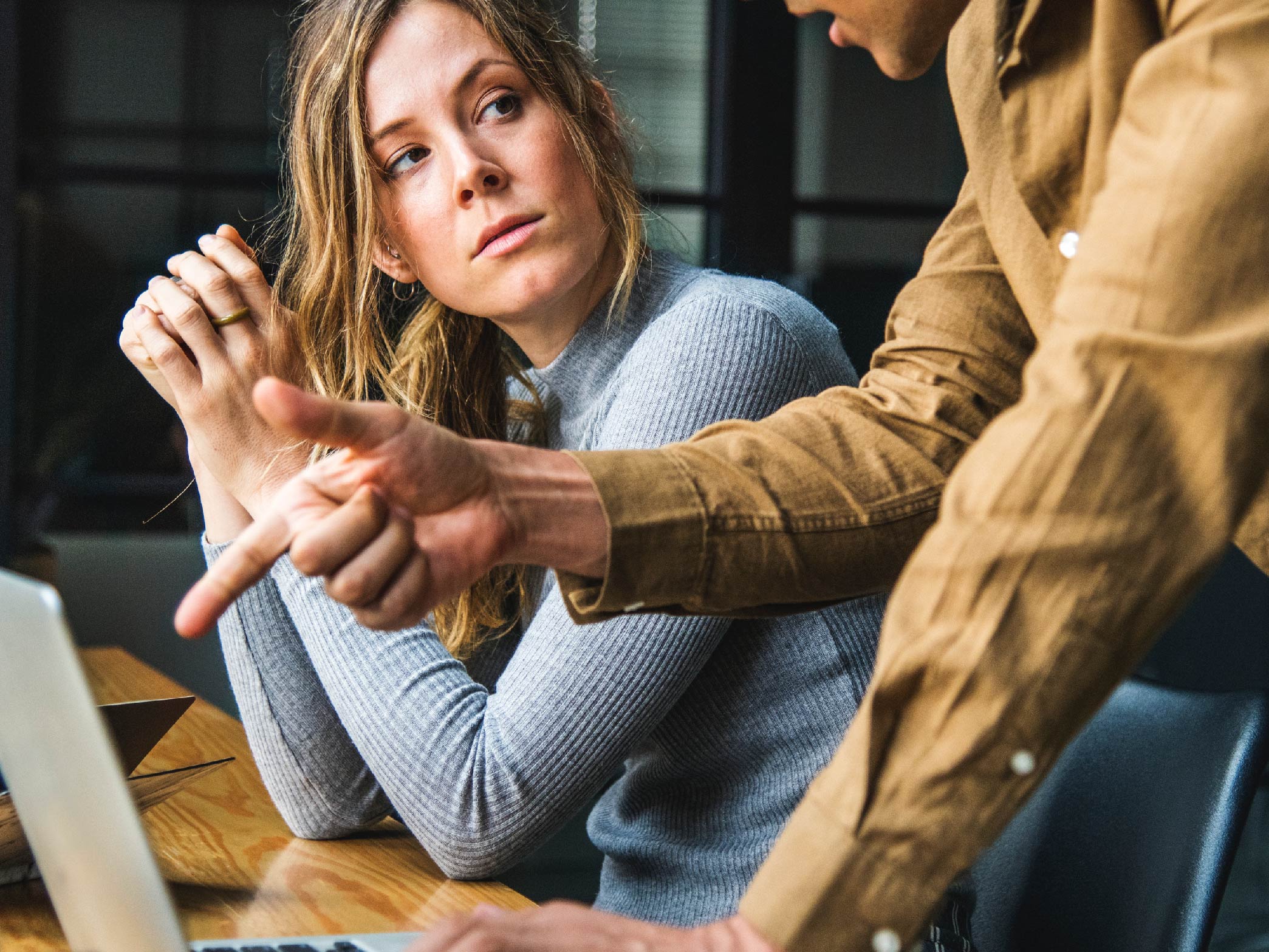 workplace-bullying-how-to-deal-with-a-bully-boss-topcv